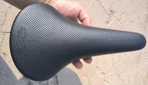 Vintage mountain bike saddle folding bicycle front seat mat dead flying saddle seat cution retro bik