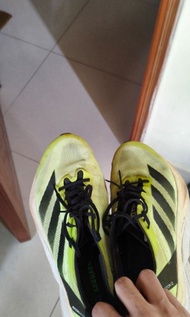 Boston 12 跑鞋