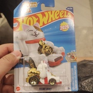 HOTWHEELS FELINE LUCKY