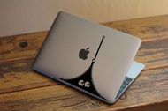Sticker Aksesoris Laptop Apple Macbook Zipper Monster