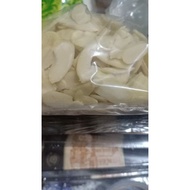 1 ounce peeled almonds