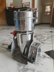 高速多功能磨粉機Q-250B