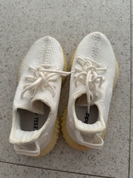 Adidas Yeezy Boost 350 V2 Cream White 100%正貨。二手。