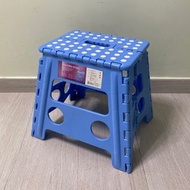 全新藍色折凳