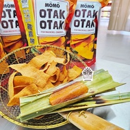 MOMO MUAR MACKEREL FISH OTAK-OTAK CRACKERS ／BISCKUT 马鲛鱼乌达脆脆饼