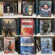 [READ Description] BOOK NOVEL PRELOVED ILLUMINAE GEMINA SOE SIX OF CROWS CROOKED KINGDOM POPPY WAR D