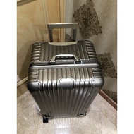 Rimowa LVMH Suitcase original trunk sport 90 L Durable