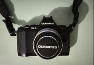 Olympus OM-D E-M5 連Olympus M.Zuiko Digital 45mm f/1.8 Lens