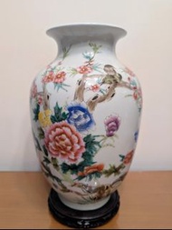 旧藏～早期景德镇手繪德慎堂製彩繪花卉紋瓷瓶