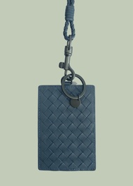 woven cardholder necktag ป้ายใส่บัตรห้อยคอหนังแกะ แท้ พร้อมสายหนังเป๊ยกลม