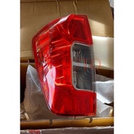 *ORIGINAL NISSAN D23T NAVARA 2015 NP300 L LAMP UNIT /LAMPU BELAKANG/REAR LIGHT LAMP