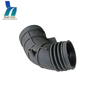 13541435625 Auto Parts EPDM Air Intake Hose For BMW 5 E39 528I