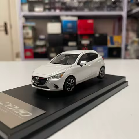 （No retail box Paint defect ）Hi-Story 1:43 DEMIO 2014 XD Touring Alloy Car Model Collectibles Static
