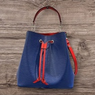 LV藍綠紅拼色EPI水波紋牛皮水桶包 手提包 肩背包斜背包-全新