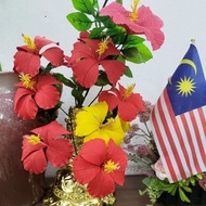 Bunga raya kertas crepe