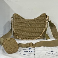 #全新閒置 #配件齊全🉑送禮 Prada三合一新款編制系列