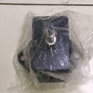 MESIN New strada L200 K57 2800cc 4M40 engine bearing mounting