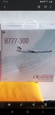 國泰航空 CXcitement B777-300 1:200 模型飛機