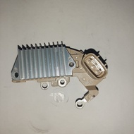 Rinosaurus 115 ET Komatsu PC200 24V Alternator Regulator IC (lonjong)