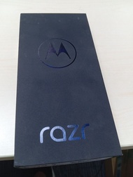 Motorola razr 50 5G 8+256gb 僅開盒