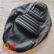 Cover Jok Vespa Sprint Primavera Zeus Pelindung jok vespa