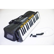 Melodica, 32-key Pinaca, student key trumpet.