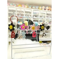 GANTUNGAN INITIAL KEYCHAIN