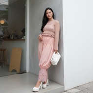 PANT BALLON 7/8 LACE PEACH | Women's PEACH Balloon LACE PANTS | MOOROOAH