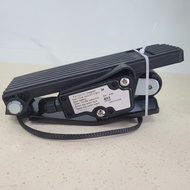 Replacing COMESYS F3-122-131 FZ3-122-131 0-5V Electronic Throttle Controller Accelerator Foot Pedal 