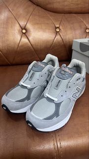 New Balance 990v3 灰色運動鞋
