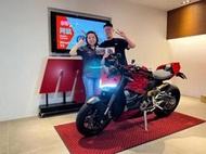 《 康妮賀交車 》恭喜阿凱～成功晉級！Ducati Street Fighter V2入手重機界的法拉利 這是對自己肯定