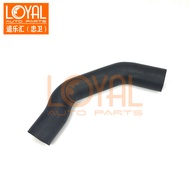 FM400/440 Volvo Truck Water Inlet Pipe Outlet Pipe 20740344 21258220 ชิ้นส่วนรถบรรทุก Volvo ชิ้นส่วน