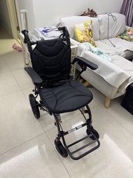 淘寶 9成9新  輕便摺疊旅行輪椅