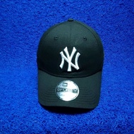 NY yankees black new era cap
