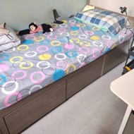 $800 80%新 100% worked 三抽屜 單人床 ...
