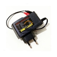 12v Mini Battery Charger Adapter Tester 12 Volt Electric Battery Charger Lamp
