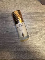Charlotte Tilbury粉底液