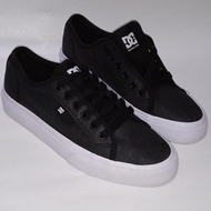 Sepatu Anak DC Manual TX SE Low Black Hitam White Putih BW Size 37.5 23.5 Original OG Skate Board Sh