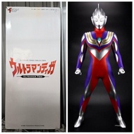 全新Action Toys 超人迪加發光大膠(巨大60cm高度，眼睛及能量燈可發光)