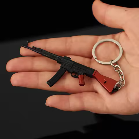 9cm Mini Gun Model STG44 Keychain Model Metal Pendant Key Chain Chaveiro Bag Car Key Holders Gift Fo