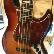 Marcus Miller Sire V7 5 string Bass