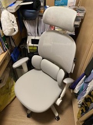 護腰學生書枱椅，電腦椅