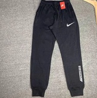 外國預訂 2色選  Nike swoosh logo 拉鍊口袋束腳款長褲