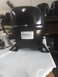 คอมเพรสเซอร์ตู้แช่ มือสอง ฮิตาชิ รุ่นFH2588 ขนาด 1/2 น้ำยาR134A มีชุดสตาร์ทให้พร้อมใช้งาน รับประกัน 