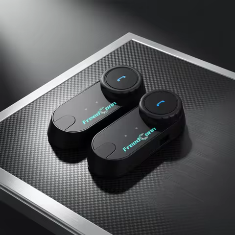 Freedconn Helmet Bluetooth Headset Group Motorcycle Intercom Headphones FM Music Share Intercomunica