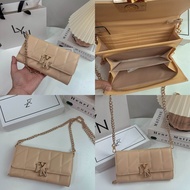 ครบสี 6 สี มีสายยาว NEW 2024 Lyn กระเป๋าสตางค์ ถือเป็นคลัชไดั ขนาด 7.5 นิ้ว สายถอดได้ อุปกรณ์ ป