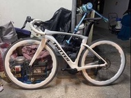 Twitter電變公路車