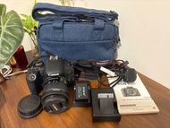 Canon EOS 800D 數碼相機連鏡頭及配件