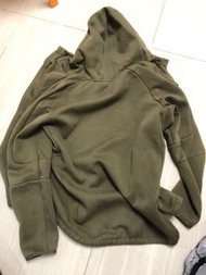 Puma 外套