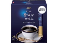 贅沢 咖啡店 特別調配即溶黑咖啡（藍）｜4901111543256 ｜原裝日本｜(此日期前最佳: 2028.01.31 )【平行進口】